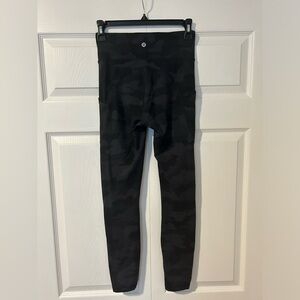 CAMO LULULEMON ALIGN LEGGINGS 25’